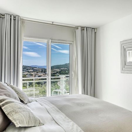 קבלייר-סור-מר Beautiful Contemporary Villa With Sea View, Heated Swimming Pool, Near Saint Tropez מראה חיצוני תמונה