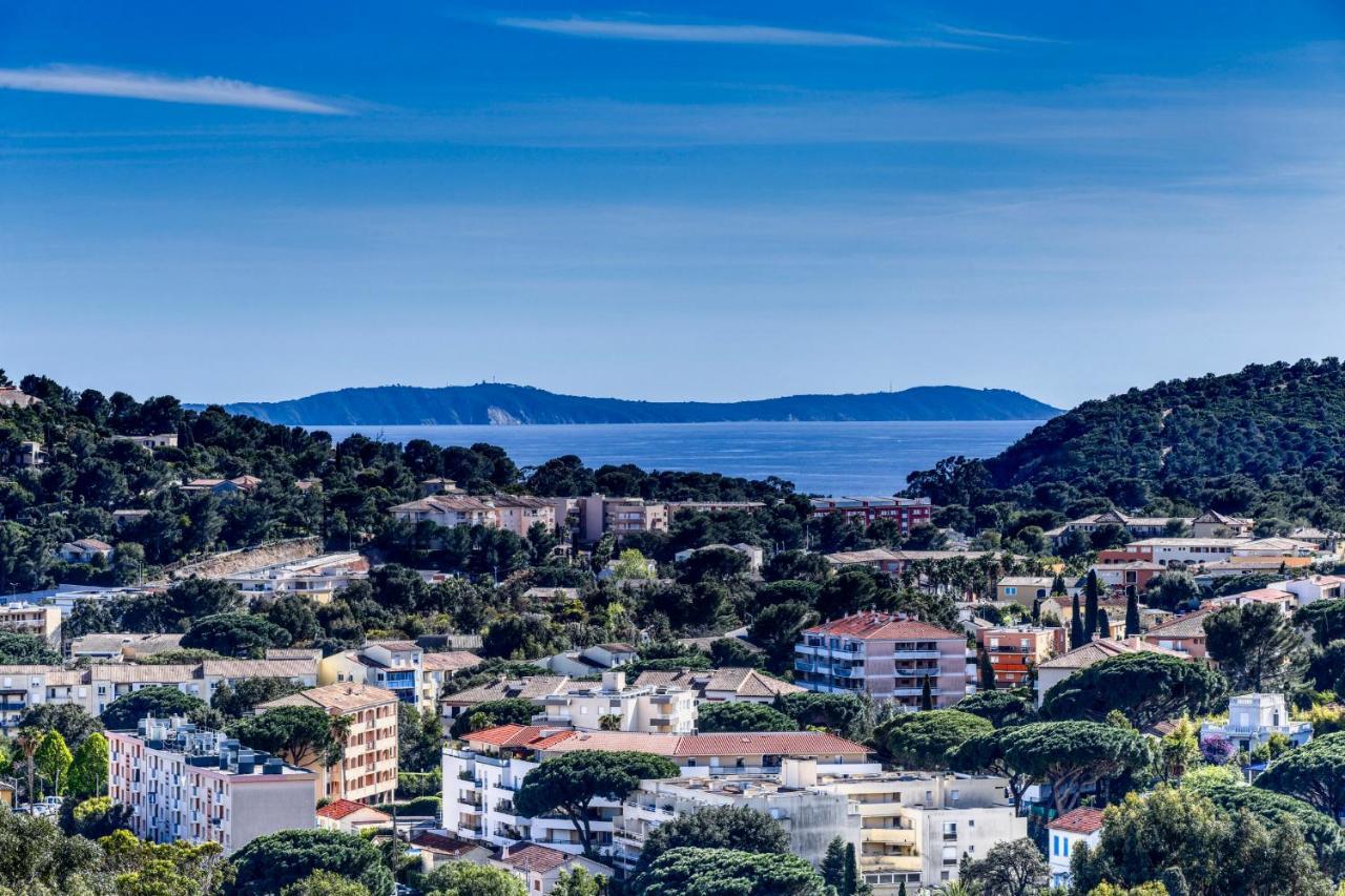קבלייר-סור-מר Beautiful Contemporary Villa With Sea View, Heated Swimming Pool, Near Saint Tropez מראה חיצוני תמונה
